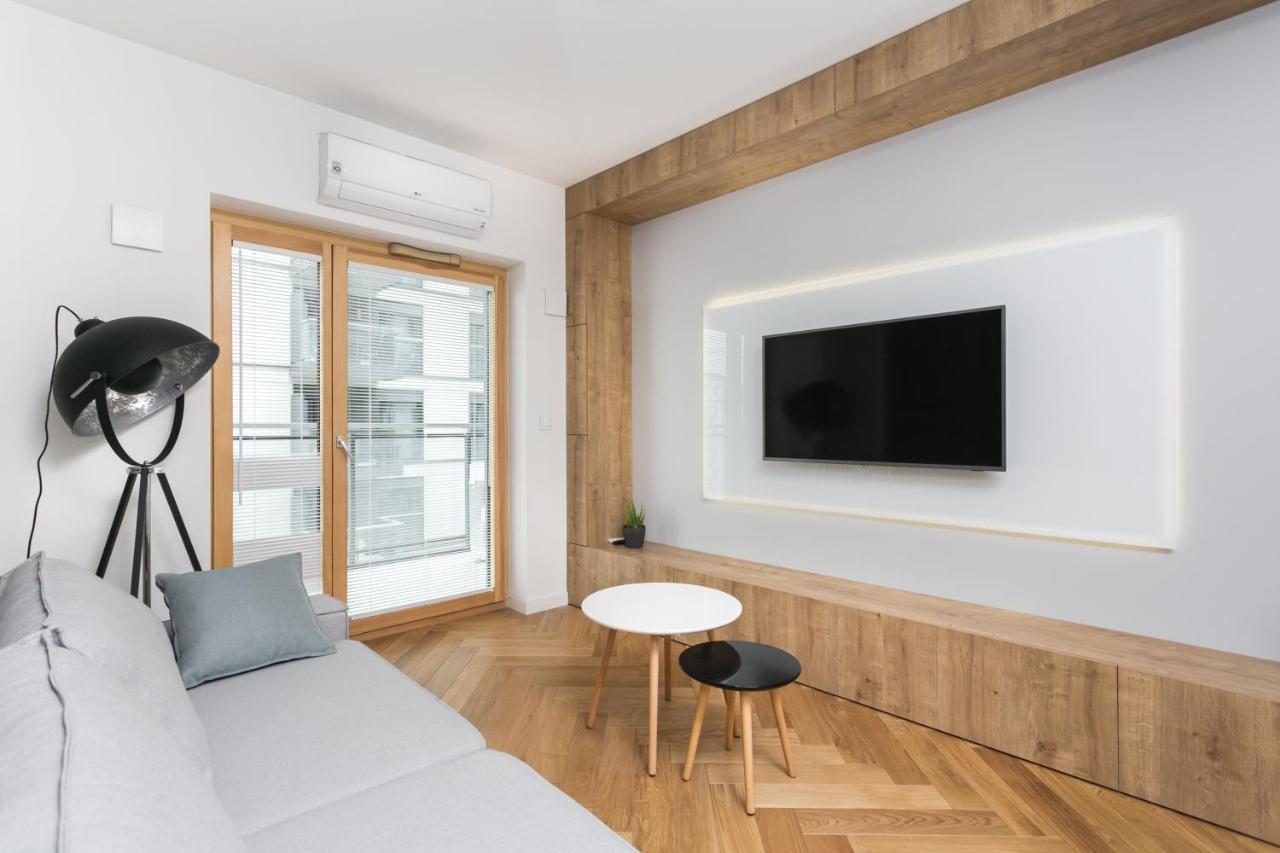 Luxury Apartments Mennica Residence - Golden Apartments - City Center Varşovia Exterior foto