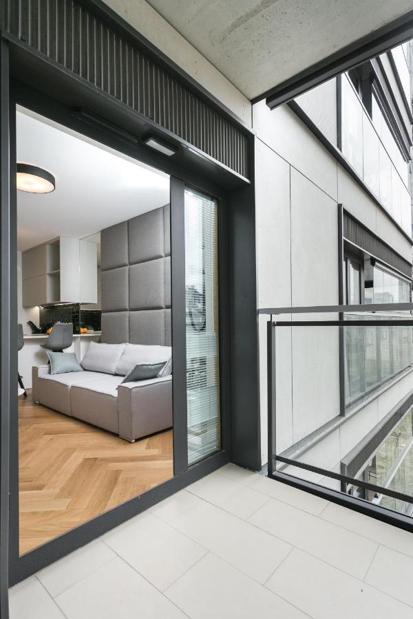 Luxury Apartments Mennica Residence - Golden Apartments - City Center Varşovia Exterior foto
